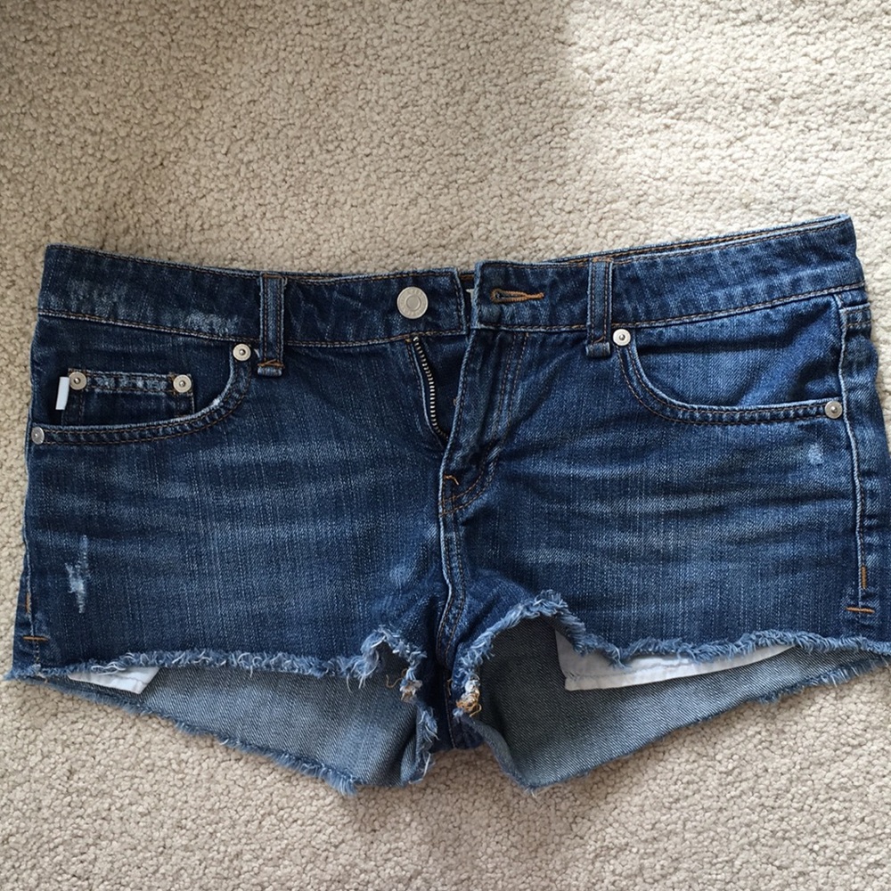 Talula (Aritzia) Jean Shorts